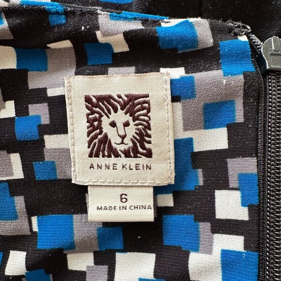 Anne Klein Belted Dress - Picture 6 of 6